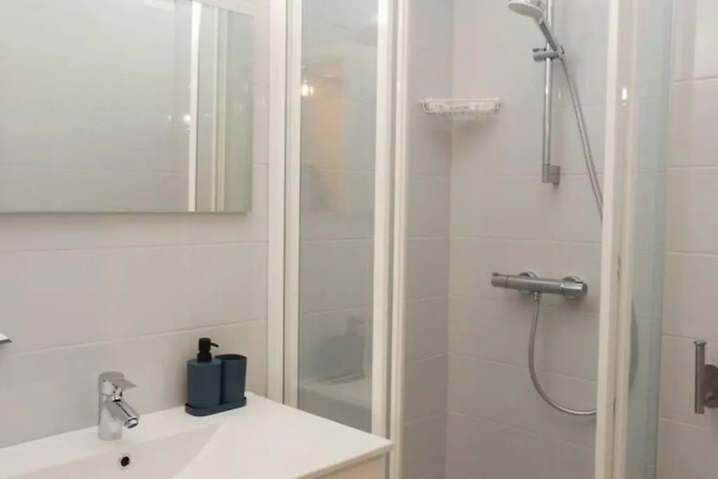 Ginkgo Studio - Piscine, Proche De La Mer, Golf, Wifi Mandelieu 0*,  Francia